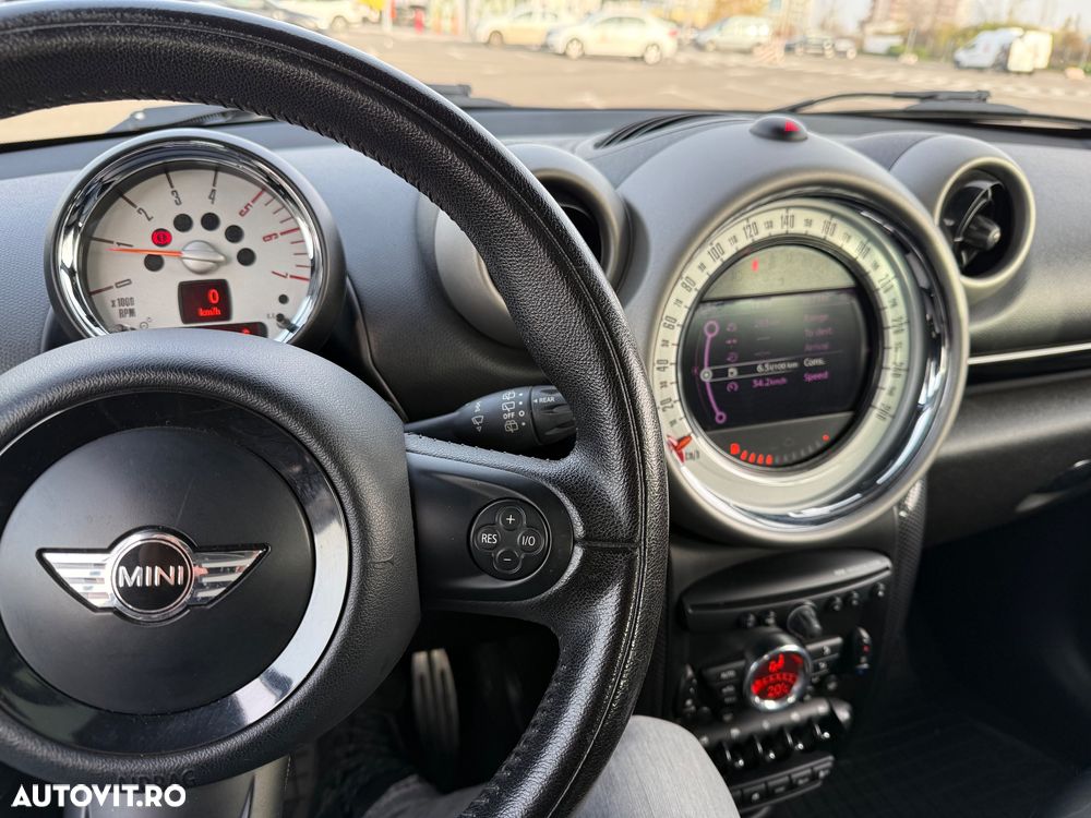 Mini Countryman Cooper SD ALL4 - 13
