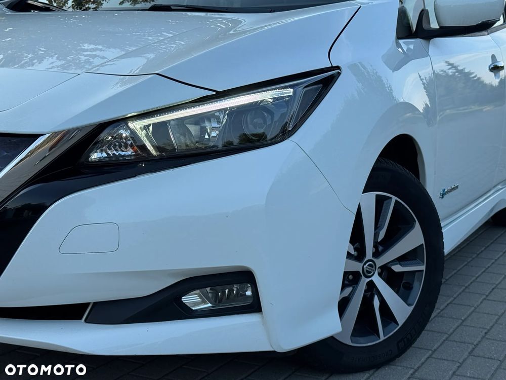 Nissan Leaf 40 kWh ACENTA - 28