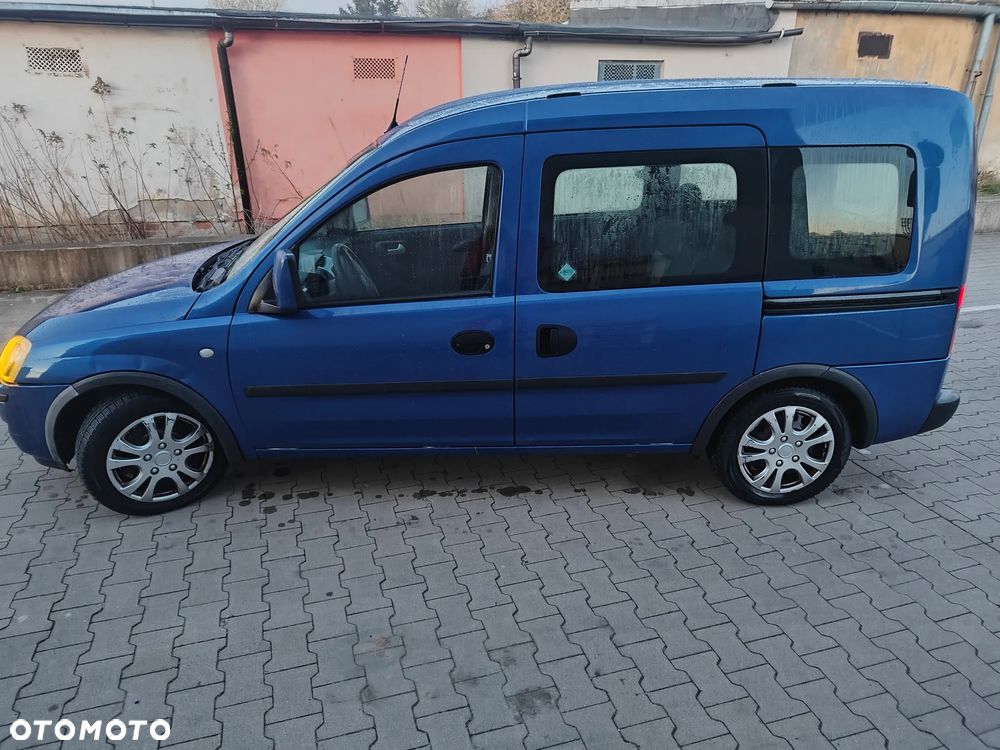 Opel Combo Tour Edition - 2