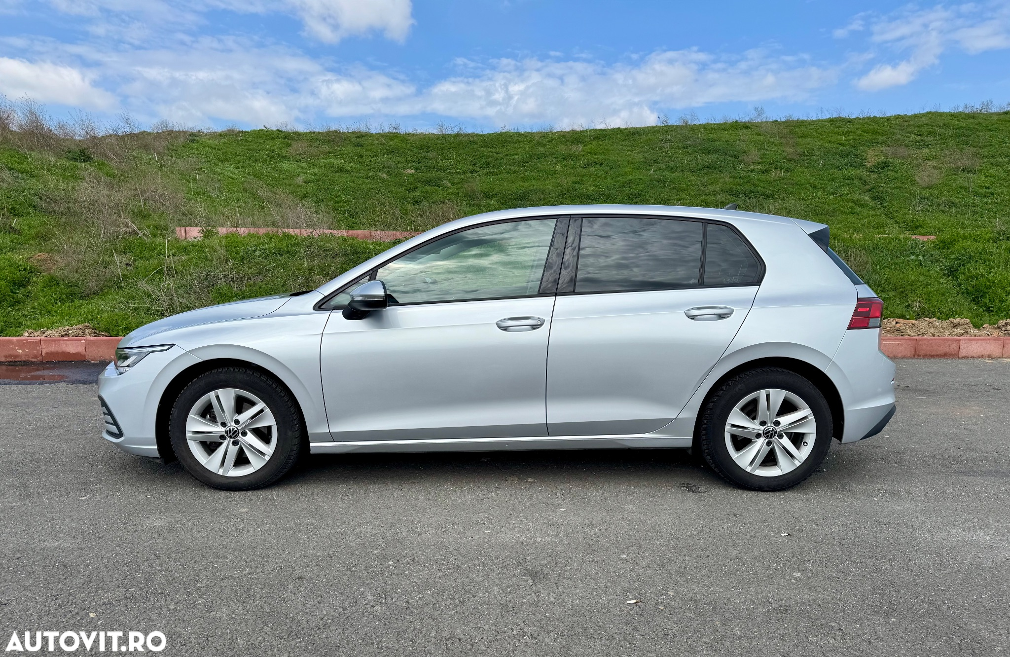 Volkswagen Golf 1.0 TSI Life - 6