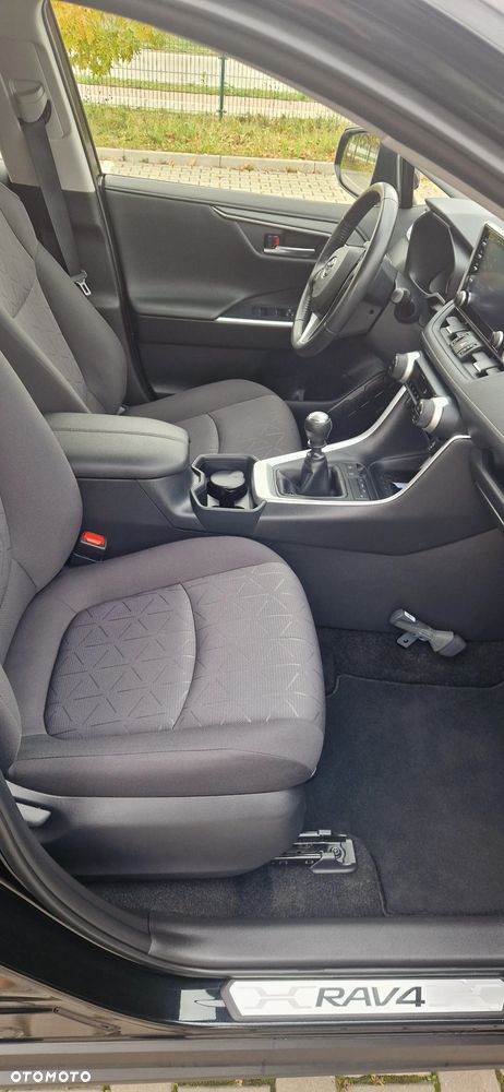 Toyota RAV4 - 17