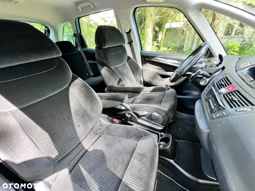 Citroën C4 Picasso - 11