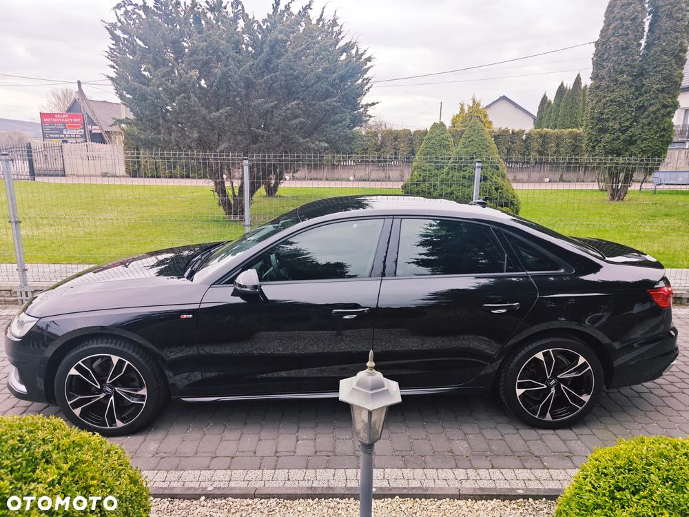 Audi A4 Limousine - 14