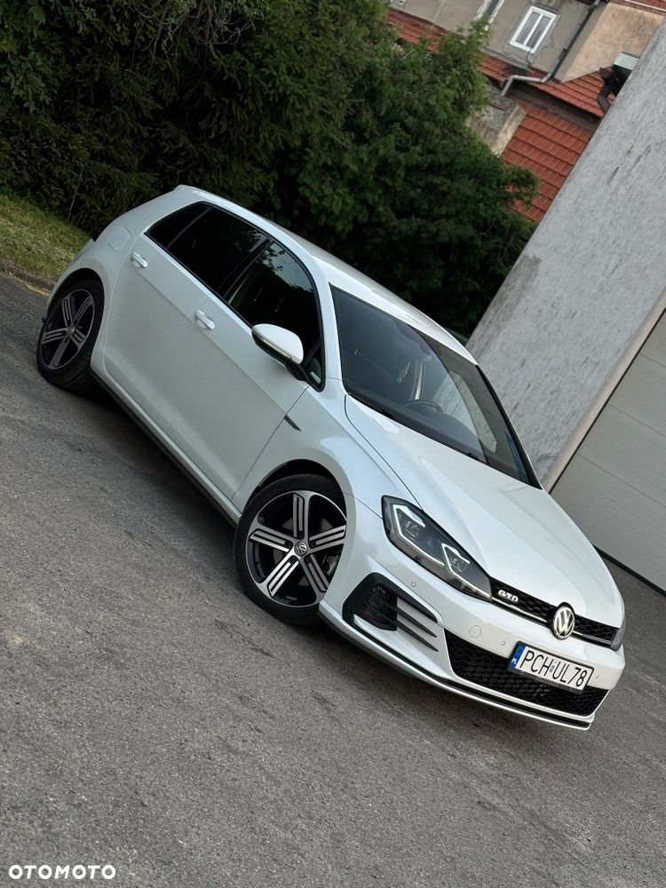 Volkswagen Golf 2017 photo 2