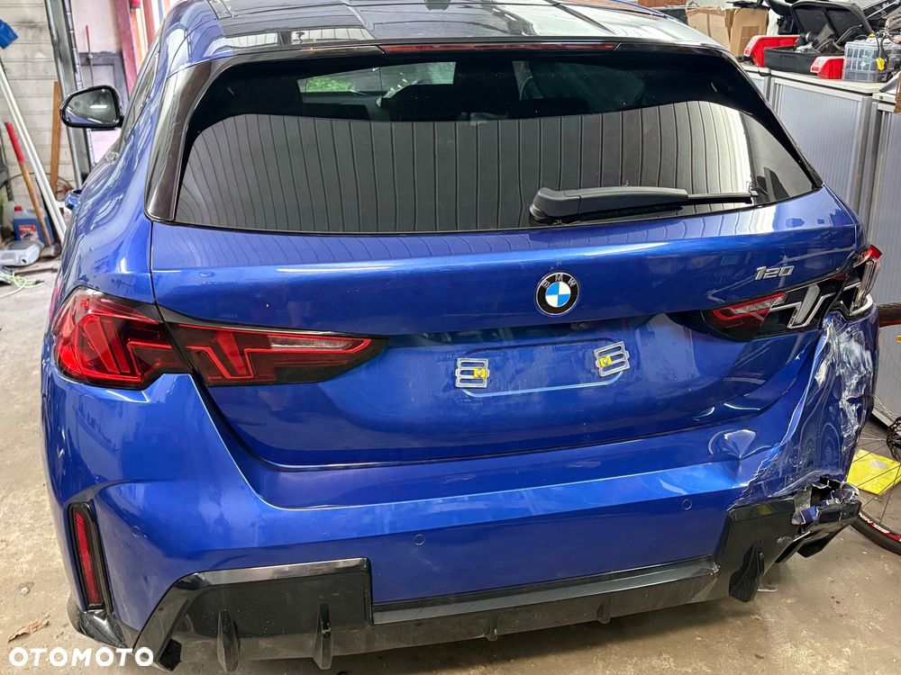 BMW Seria 1 120 mHEV - 5