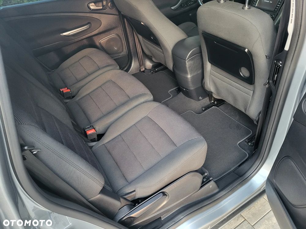 Ford S-Max 2.0 TDCi DPF Titanium - 27