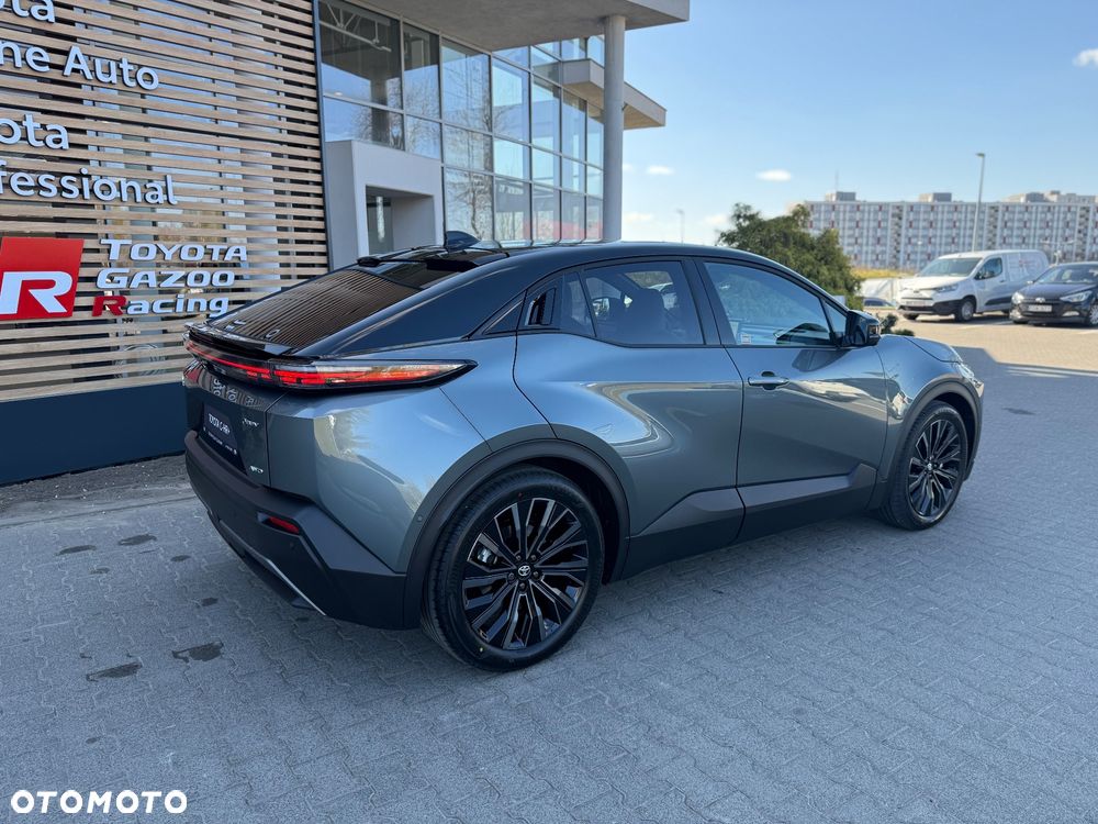 Toyota C-HR+ - 23