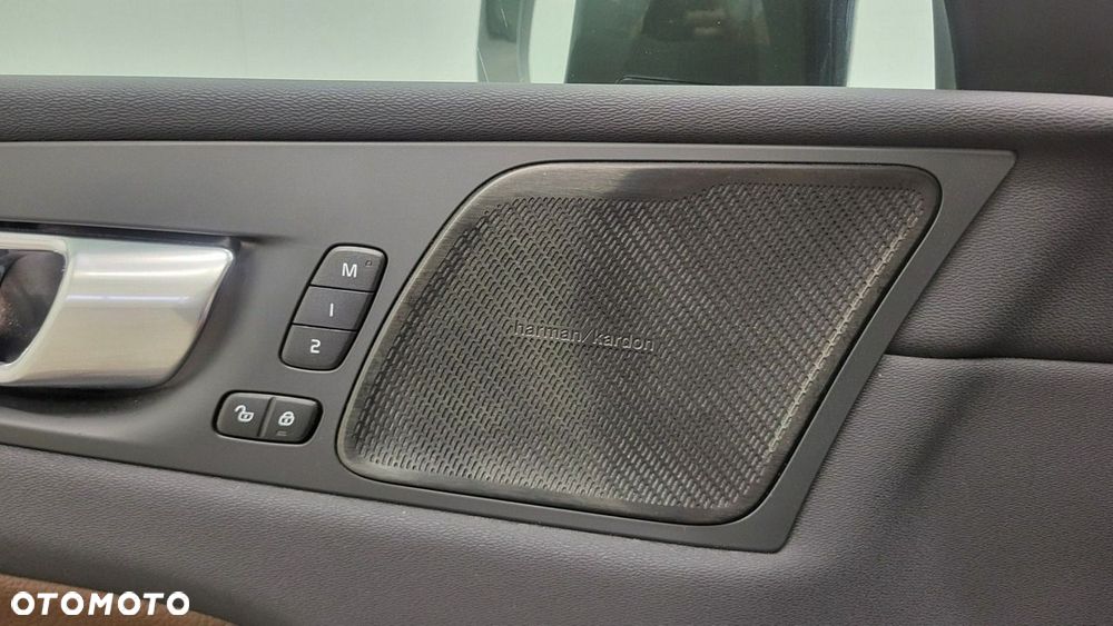 Volvo XC 60 - 13