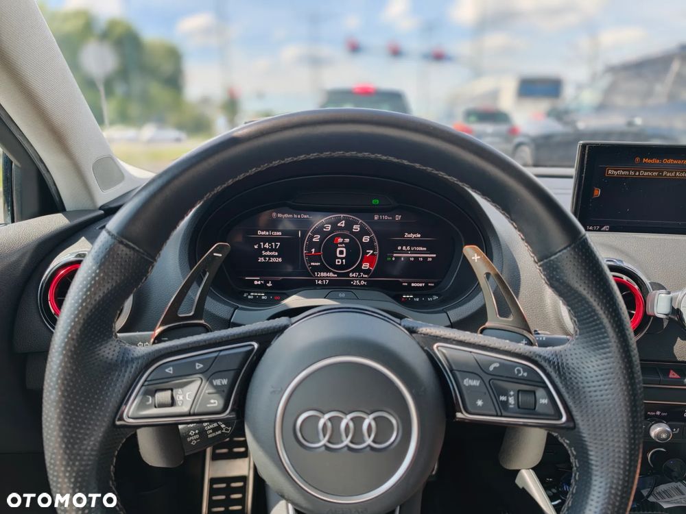 Audi A3 Limousine 40 TFSI Quattro S tronic - 18
