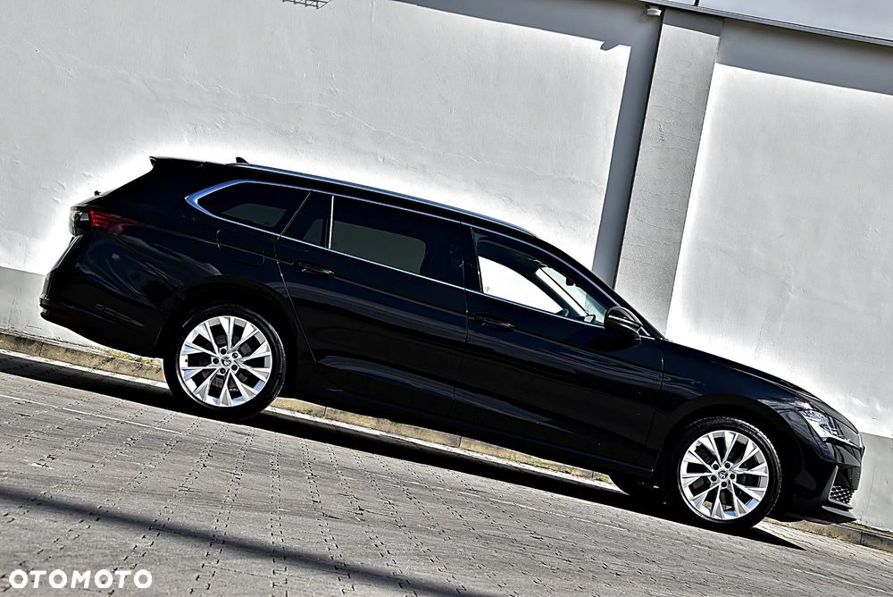 Skoda Superb 2.0 TDI SCR 4x4 Selection DSG - 8