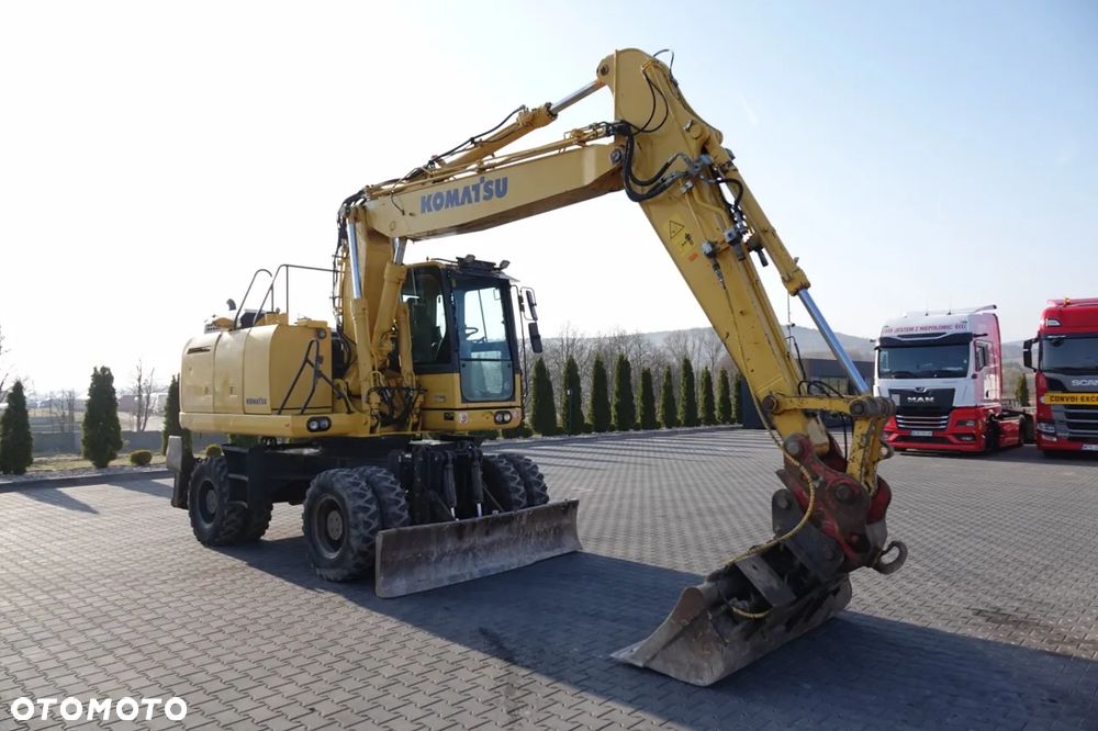 Komatsu PW 180-10 / KOPARKA KOŁOWA / 2017 ROK / - 10