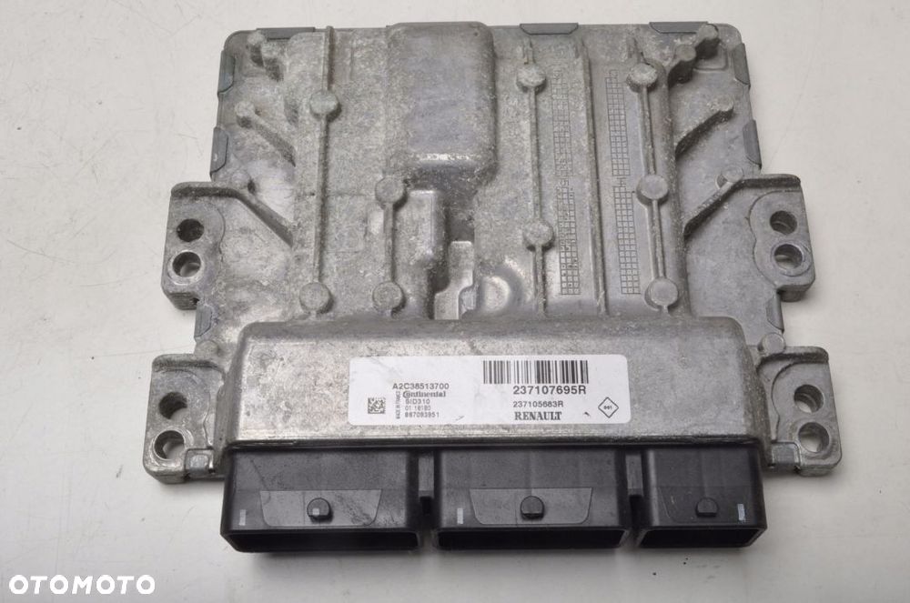 CAPTUR I 1.5 dCi KOMPUTER SILNIKA 237107695R - 1