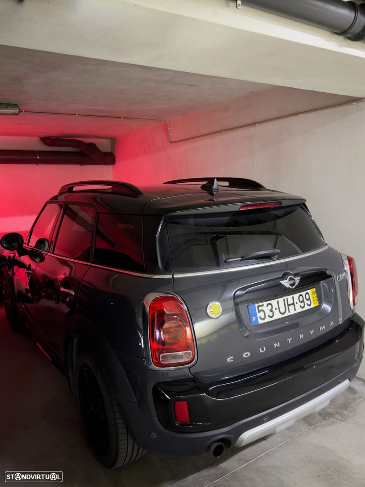 MINI Countryman Cooper SE ALL4 Auto - 1