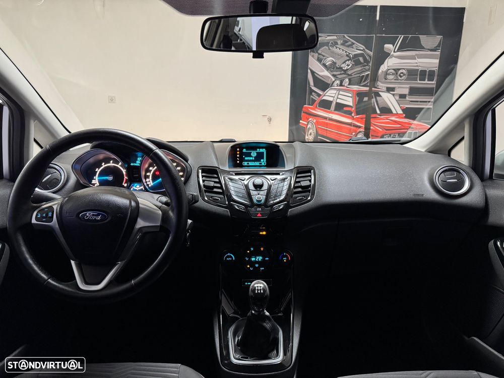 Ford Fiesta 1.0 T EcoBoost Titanium - 41