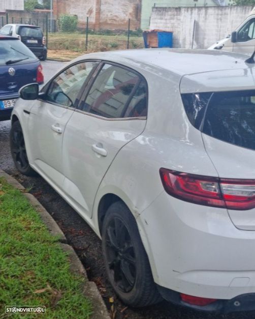 Renault Mégane - 6
