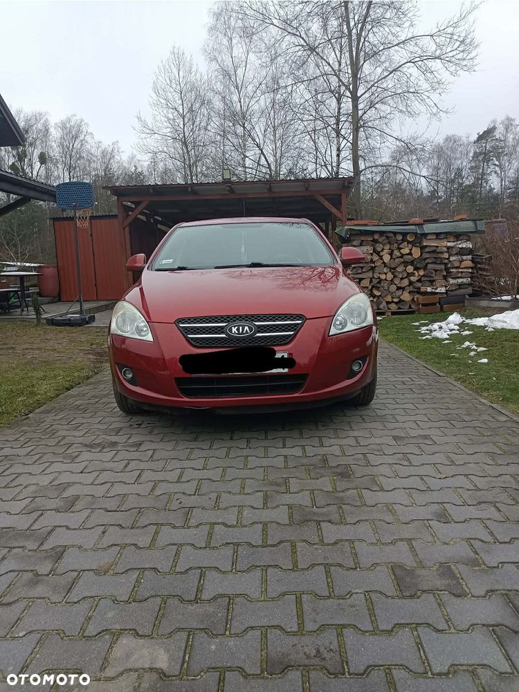 Kia Ceed 1.6 CRDi 90 ISG Vision - 2