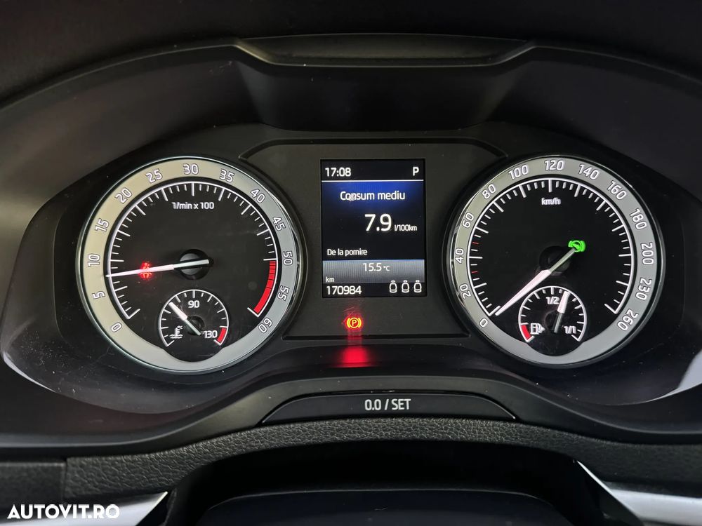 Skoda Karoq 2.0 TDI 4X4 DSG Style - 8