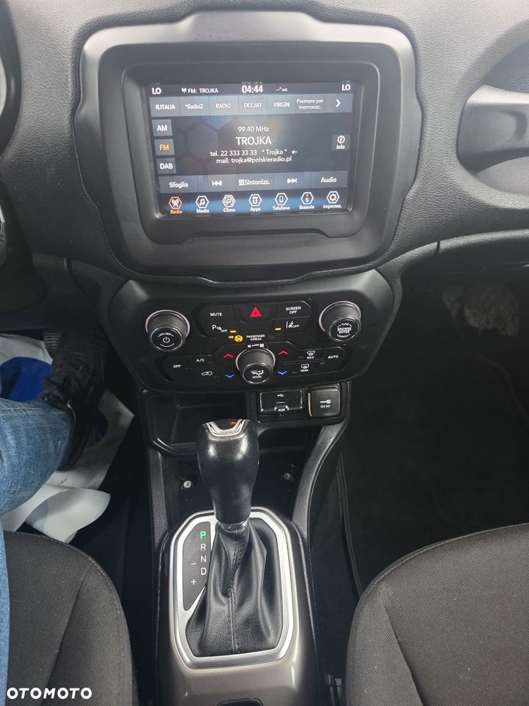 Jeep Renegade - 13