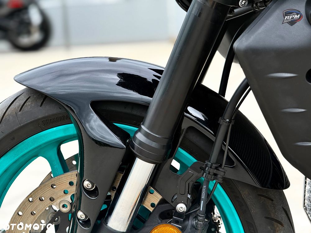 Yamaha MT - 9
