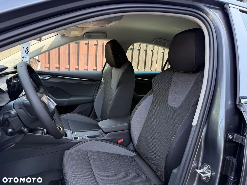 Skoda Octavia 1.5 TSI Edition 130 Selection - 6