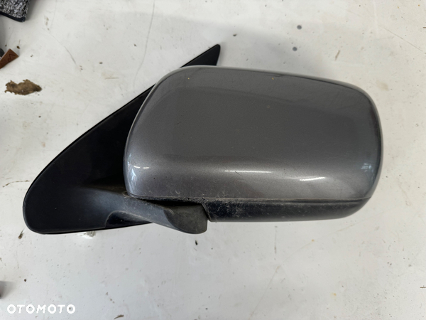 SUZUKI  GRAND VITARA II LUSTERKO LEWE 5 PIN ZDLCO9