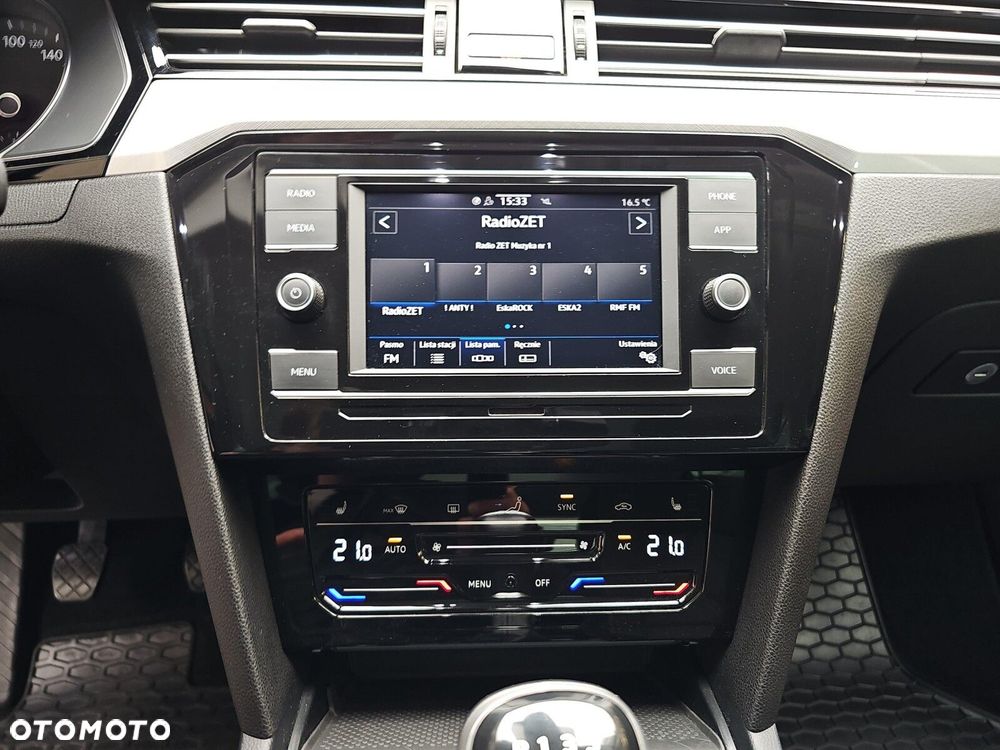 Volkswagen Passat 2022
