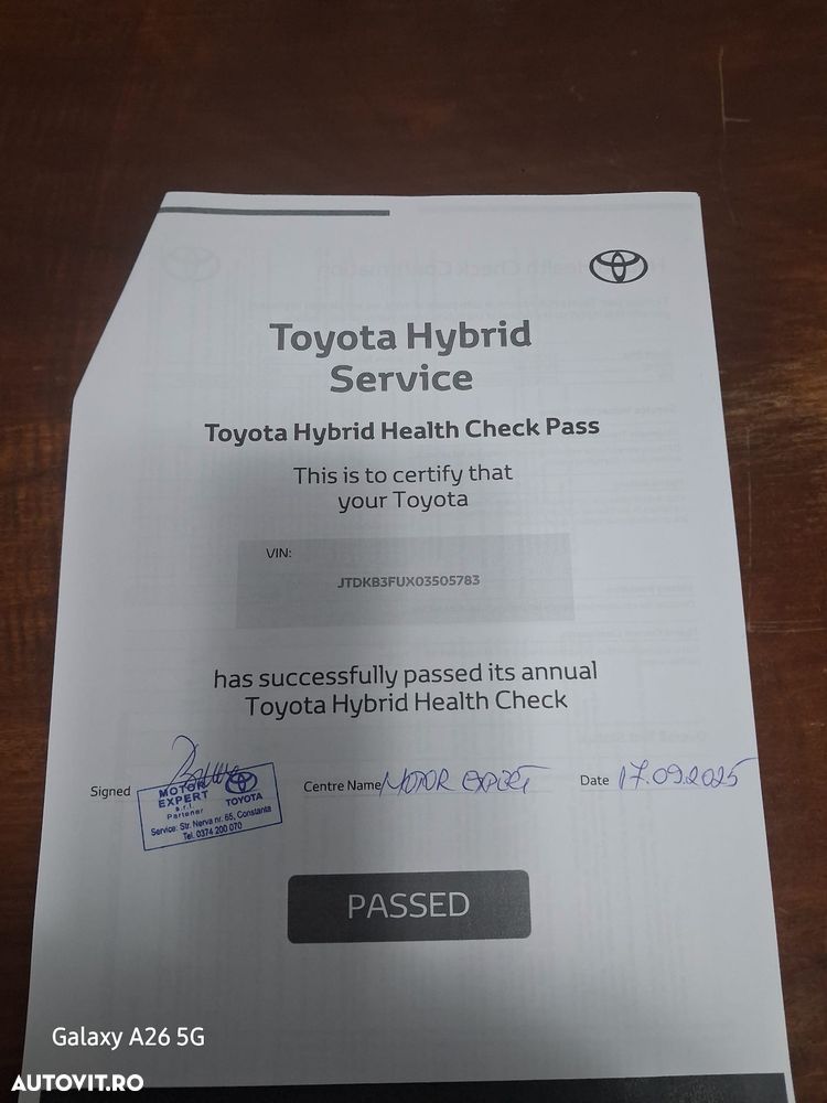 Toyota Prius Hybrid - 8