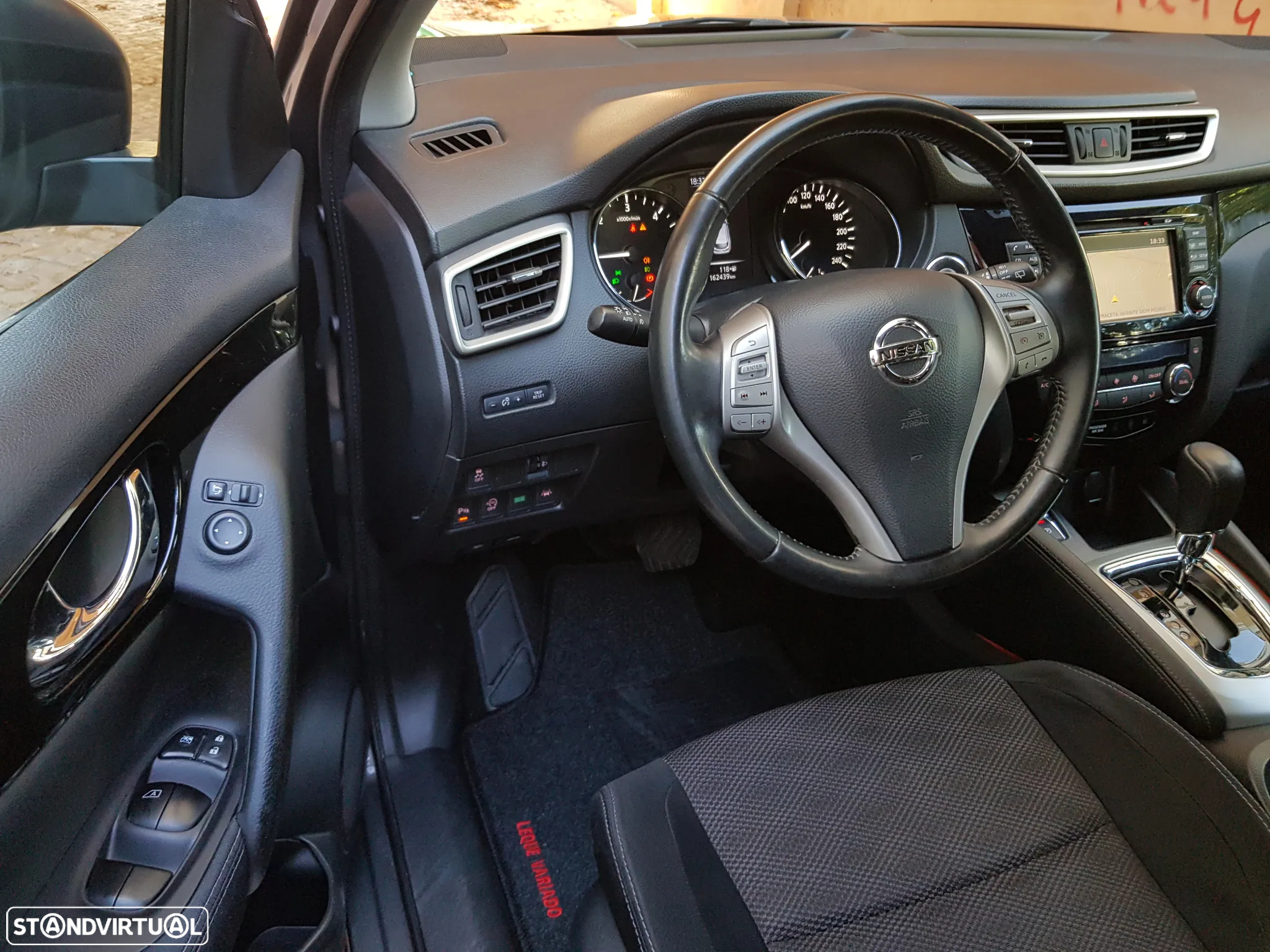 Nissan Qashqai 1.6 dCi 360 Xtronic - 41