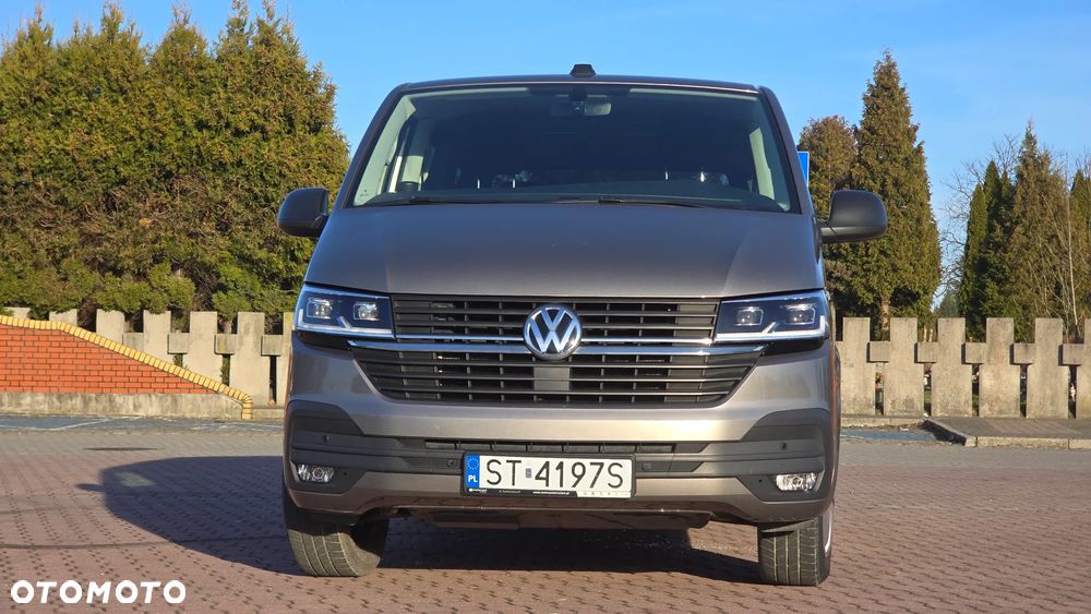 Volkswagen Multivan - 2