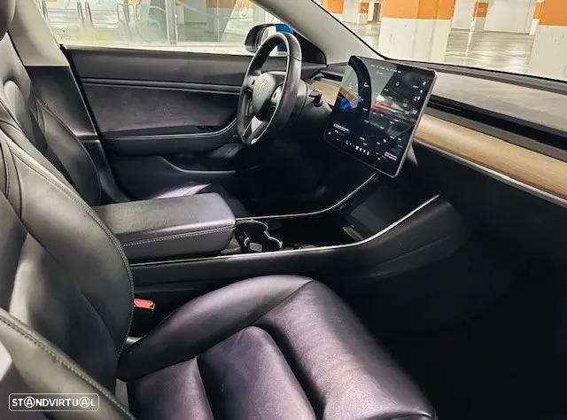 Tesla Model 3 Long-Range RWD - 17