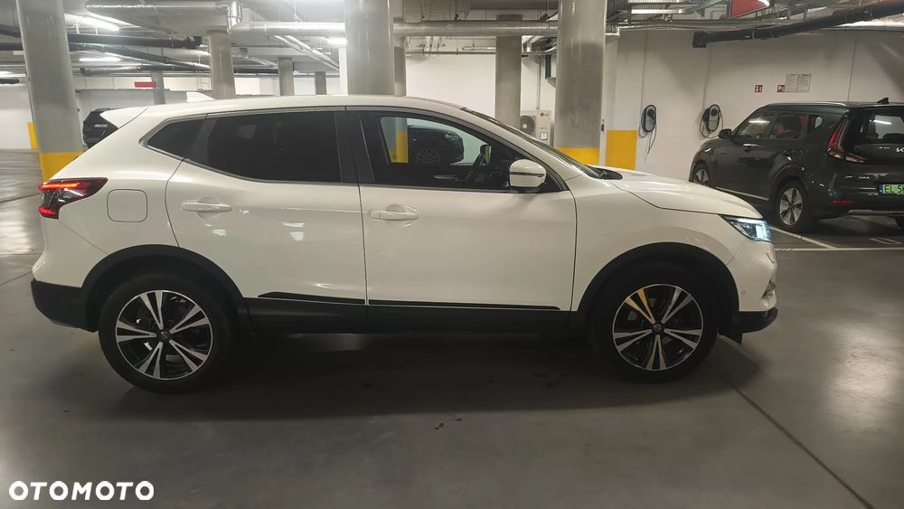 Nissan Qashqai 1.2 DIG-T Tekna Xtronic EU6 - 4