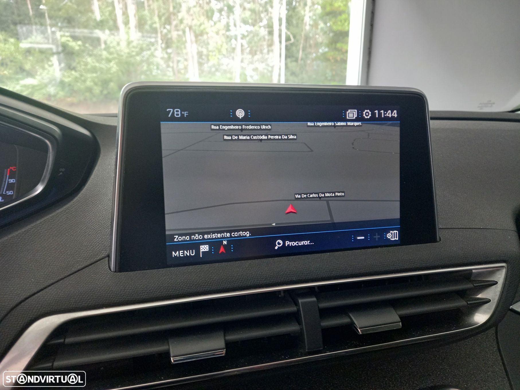 Peugeot 5008 1.5 BlueHDi Allure EAT8 - 23