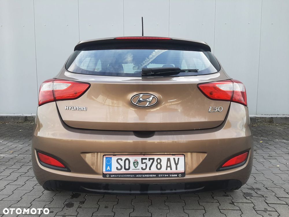 Hyundai i30 1.4 Premium - 9