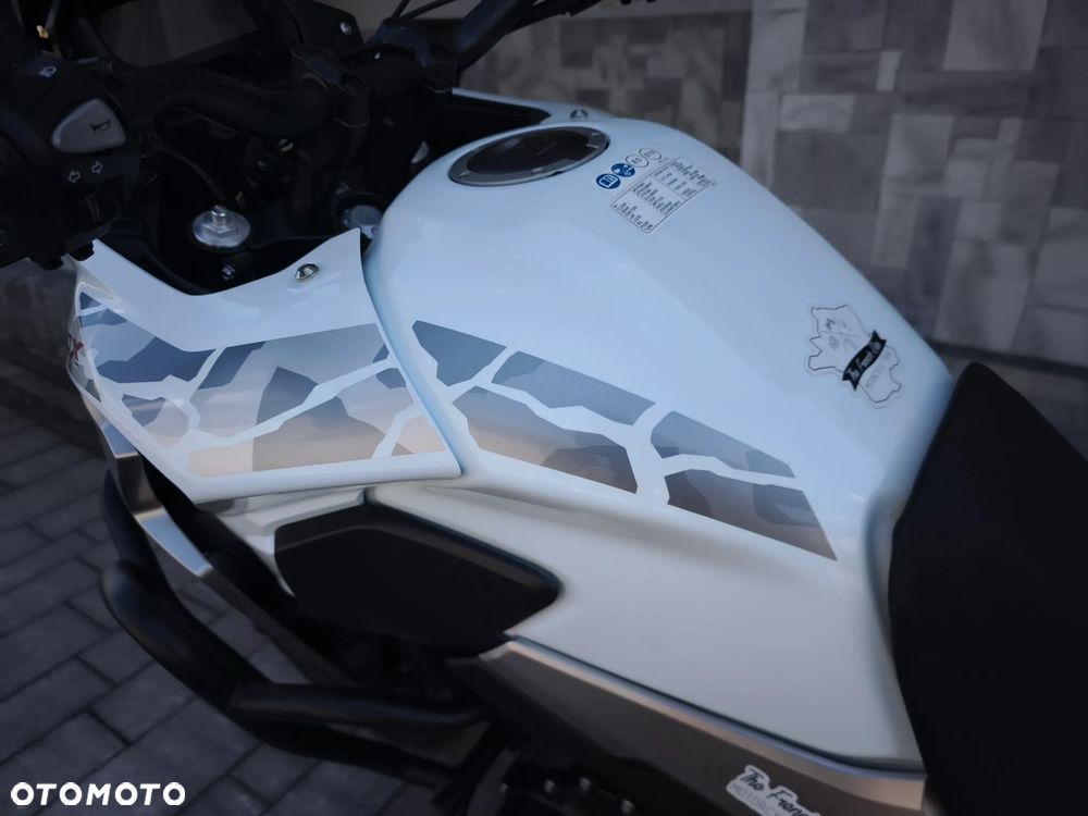 Honda CB - 24