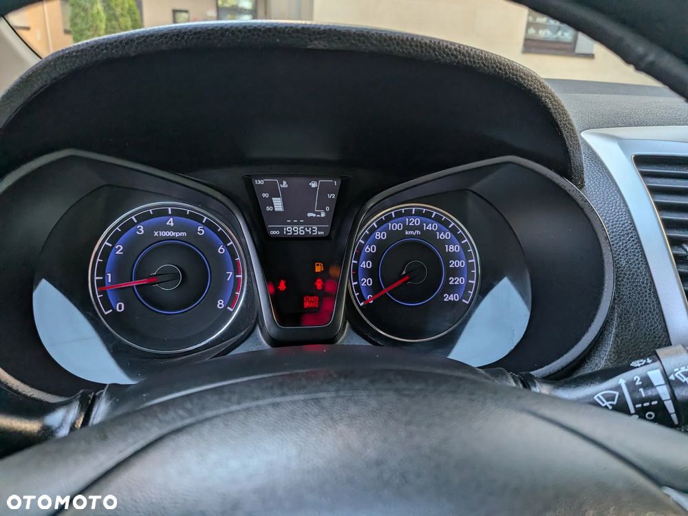 Hyundai ix20 1.4 Classic + - 25