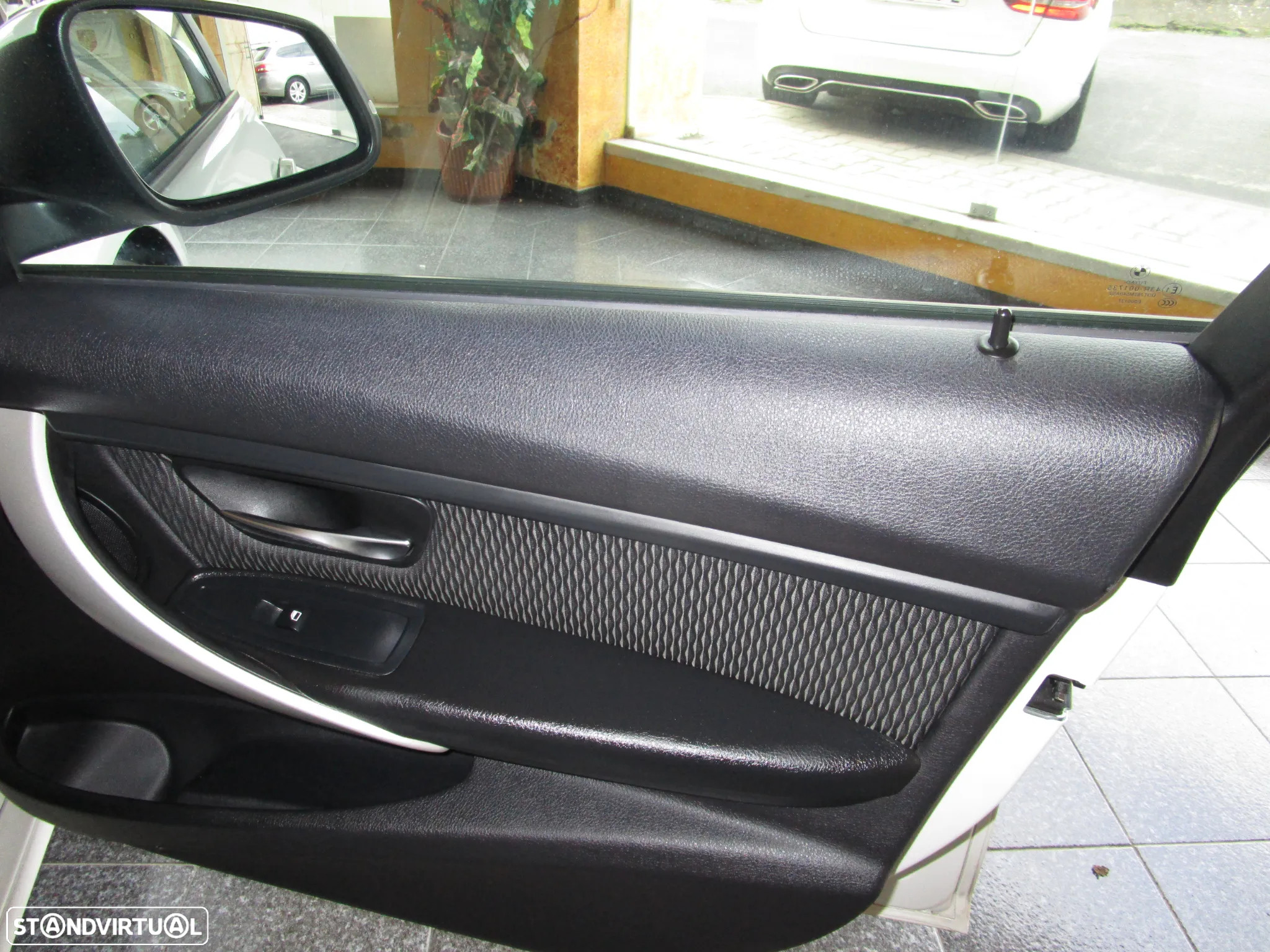 BMW 320 d Touring Aut. Sport Line - 28