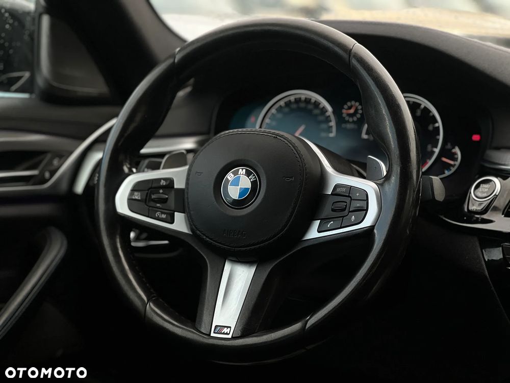 BMW Seria 5 - 23