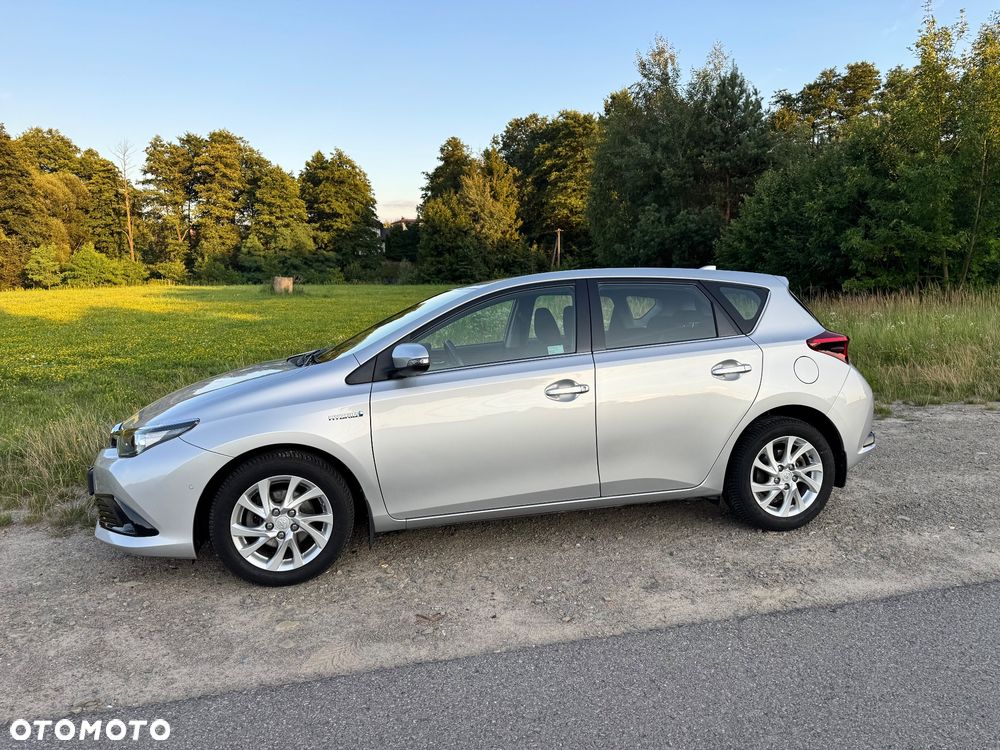 Toyota Auris Hybrid 135 Comfort - 11