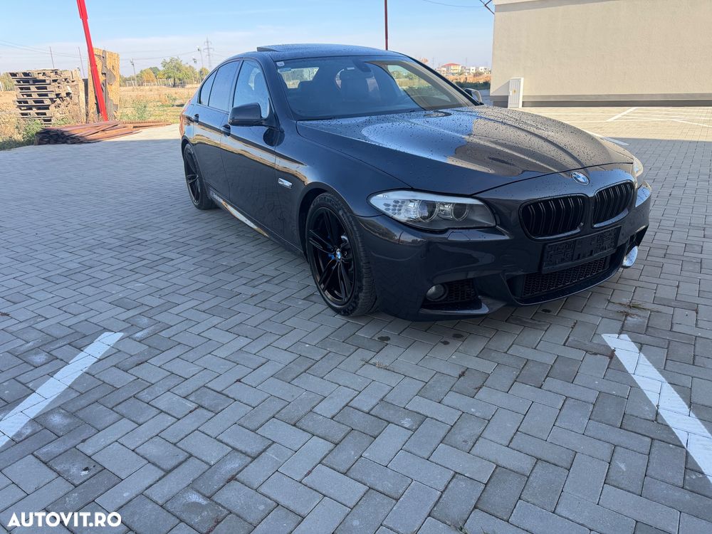 BMW Seria 5 525d xDrive AT - 16