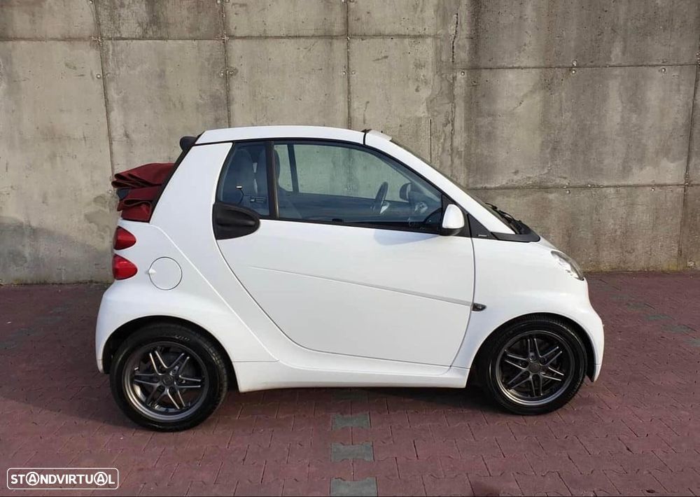 Smart Fortwo Cabrio - 11