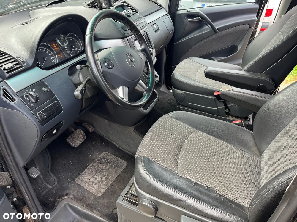 Mercedes-Benz Viano - 9