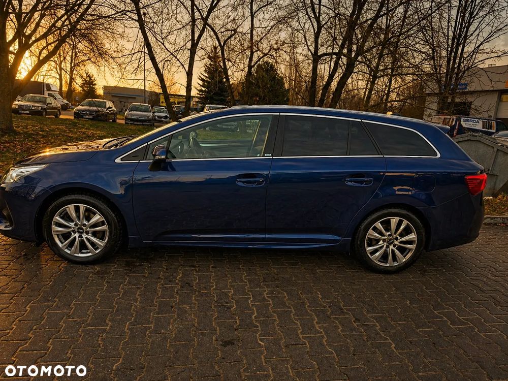 Toyota Avensis 2.0 D-4D Active Business - 6