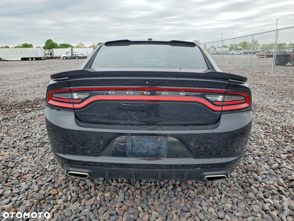 Dodge Charger - 5
