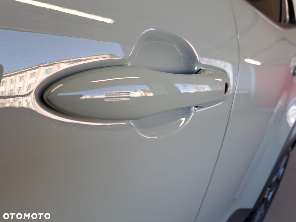 Toyota Yaris Cross - 37