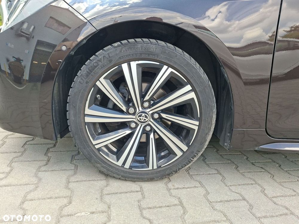 Toyota Corolla 1.8 Hybrid Comfort - 18