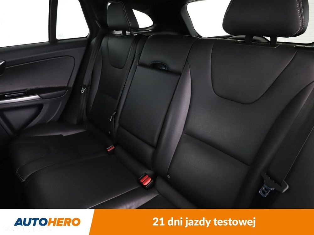 Volvo V60 D2 Drive-E Dynamic Edition (Momentum) - 14