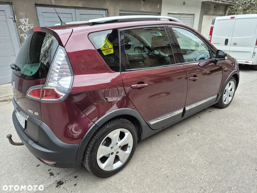 Renault Scenic dCi 110 EDC Bose Edition - 6