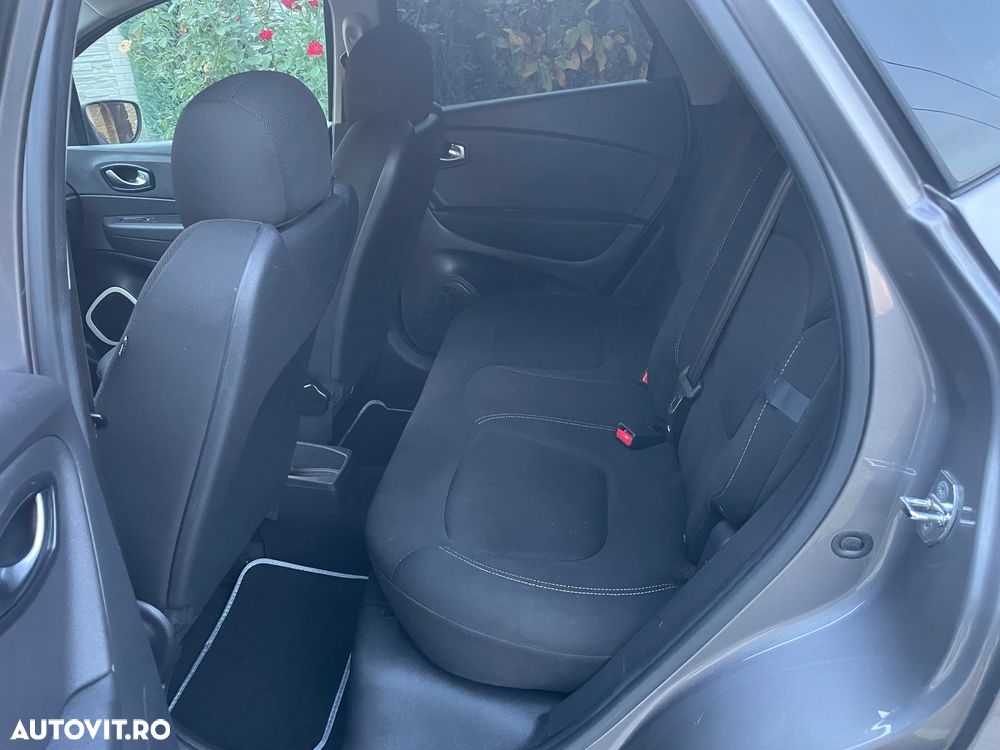 Renault Captur - 19