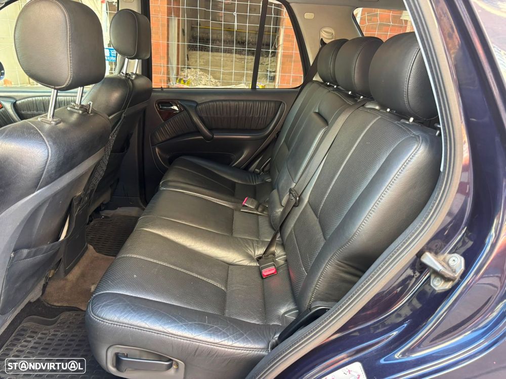 Mercedes-Benz ML 270 - 32