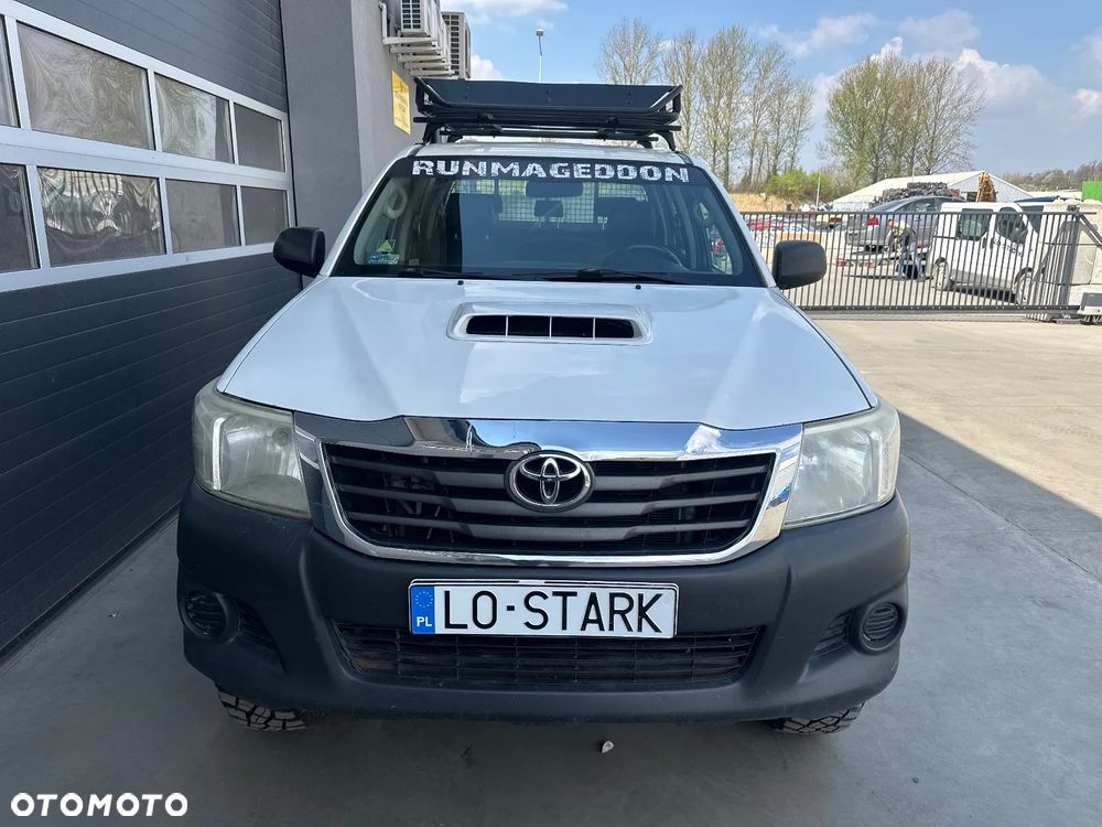 Toyota Hilux 2.5 D-4D DLX - 6